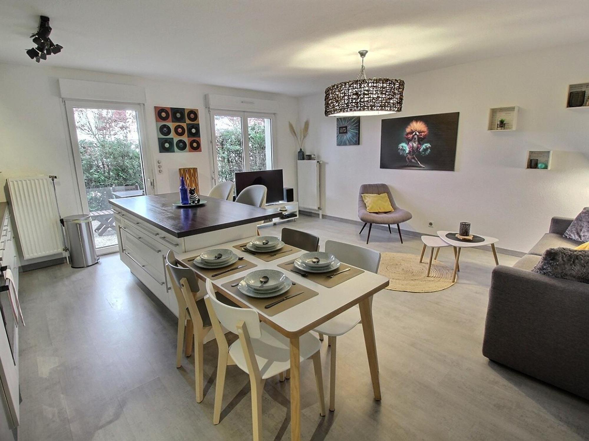 Charmant Appart Avec Garage Et Terrasse Au Coeur De Colmar, Pres De La Route Des Vins D'Alsace - Fr-1-722-6 Ngoại thất bức ảnh